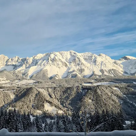 Reinbacher - Primps شقة *